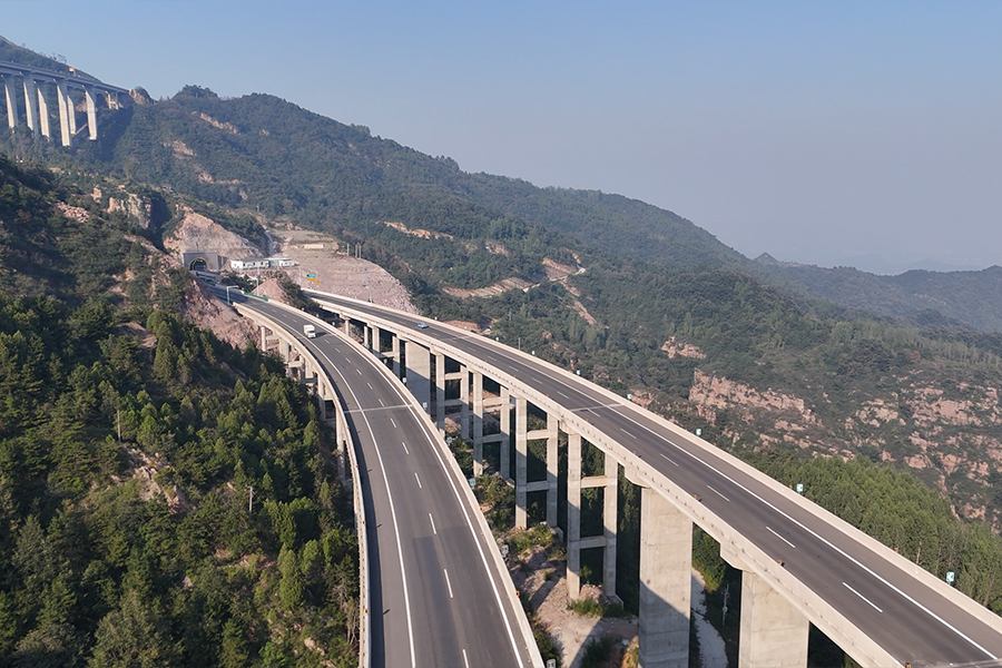 新晋高速公路块村营至营盘(省界)段 新晋高速公路块村营至营盘(省界)段