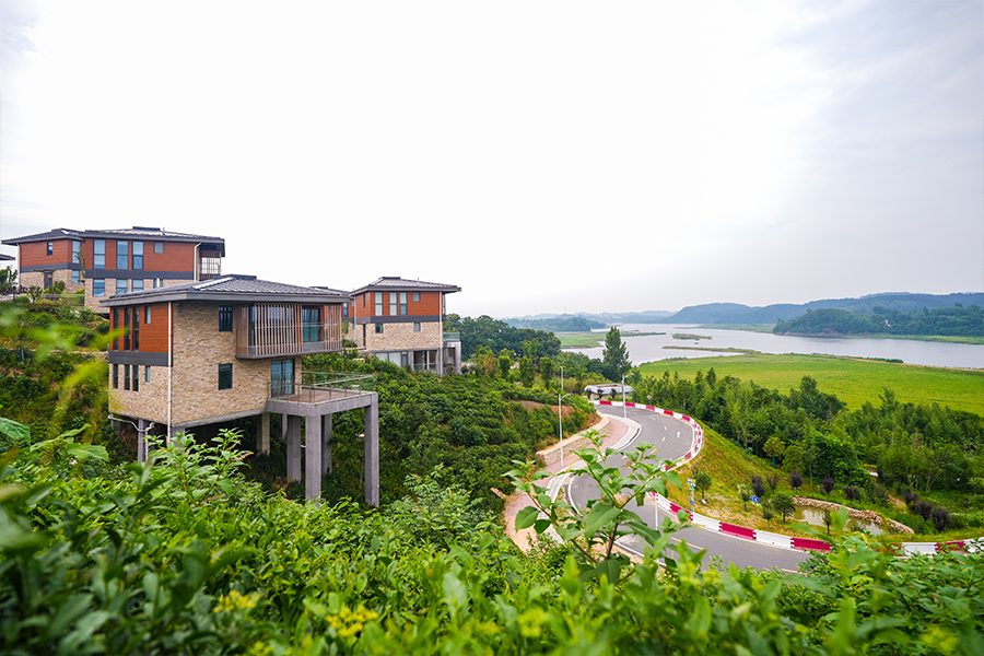 南湾开放式服务区｜藏在山水间的禅茶文旅目的地