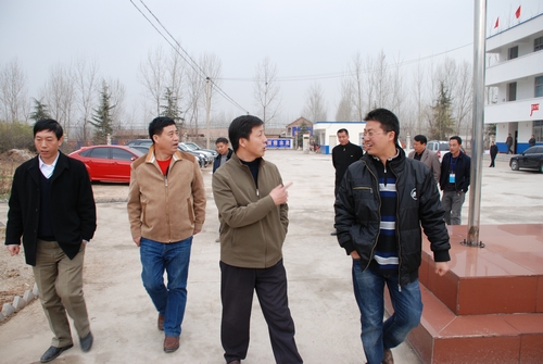 公司领导常兴文、李智赴豫西山区看望慰问公司一线设计、监理人员 
