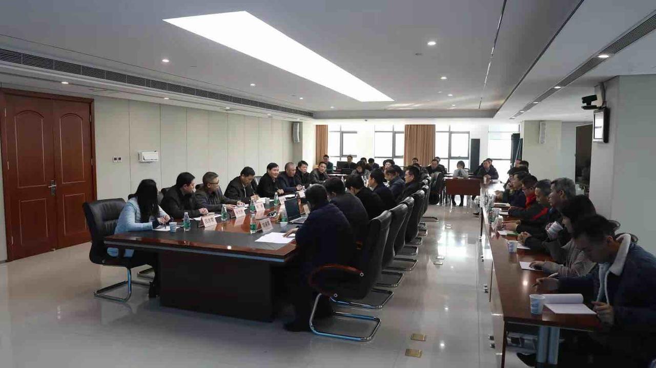 河南省交通安全研究中心在我公司挂牌成立