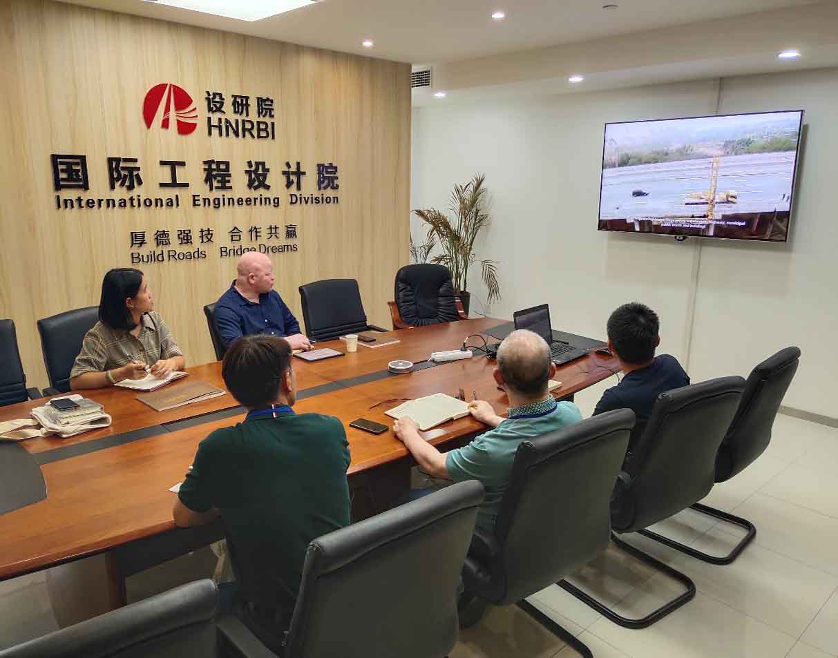 加纳Accra-Kumasi高速公路项目代表来访