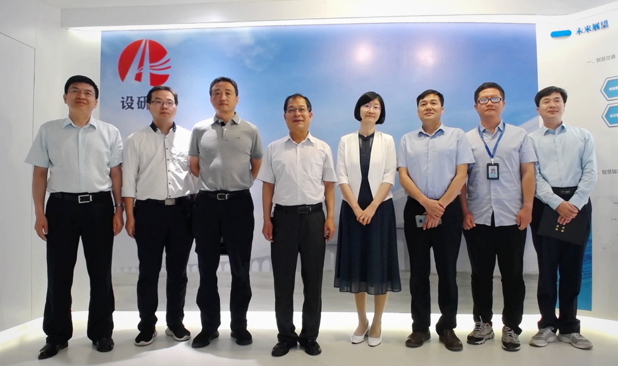 河南省邮政管理局、河南省邮政安全发展中心领导莅临公司进行信息化工作调研