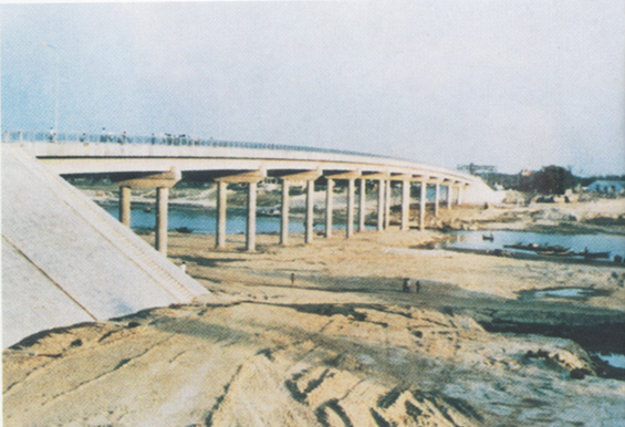 孟加拉——马哈南达公路桥