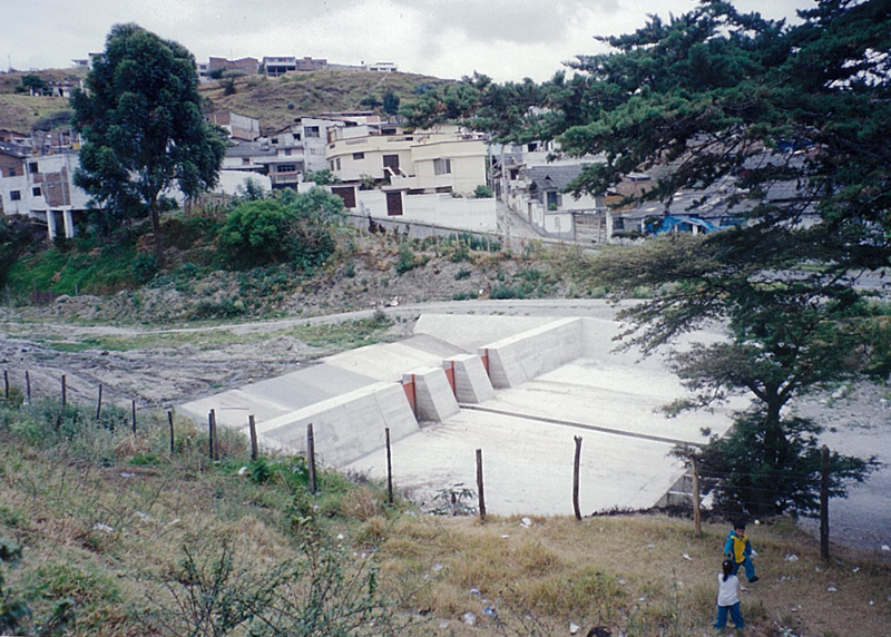 援厄瓜多尔共和国洛哈市下水道改造项目